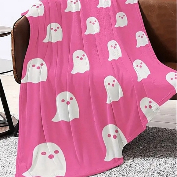 Halloween Viral Pink Ghost Blanket Soft Throw Plush Flannel 2023 Fleece Cartoon - Picture 1 of 3